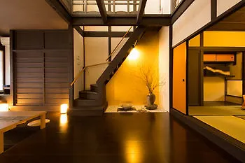 Kiraku Kyoto Aneyakoji Villa Holiday home